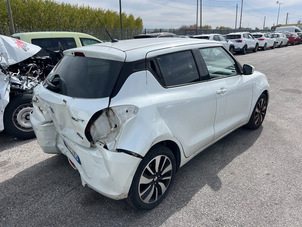 Immagine di SUZUKI Swift 1.2 Hybrid Top del 12/2018 km 128973