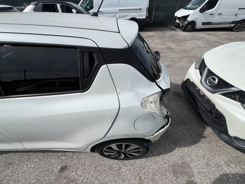 Immagine di SUZUKI Swift 1.2 Hybrid Top del 12/2018 km 128973