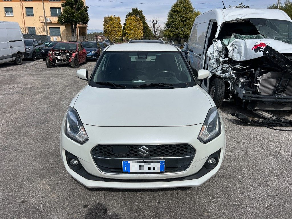 Immagine di SUZUKI Swift 1.2 Hybrid Top del 12/2018 km 128973