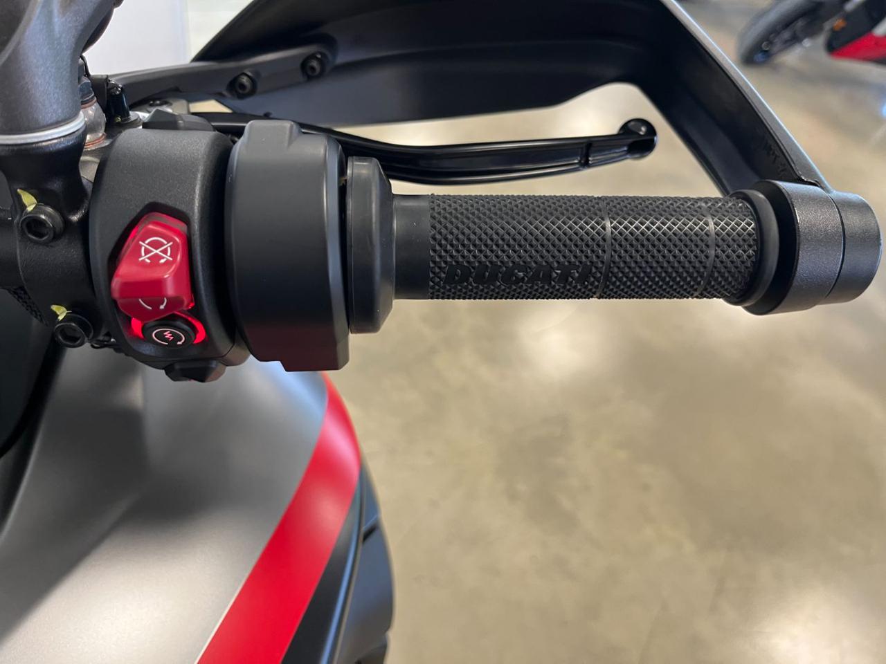 immagine usato DUCATI Multistrada V4 S V4 S GRAND TOUR SANDSTONE GR