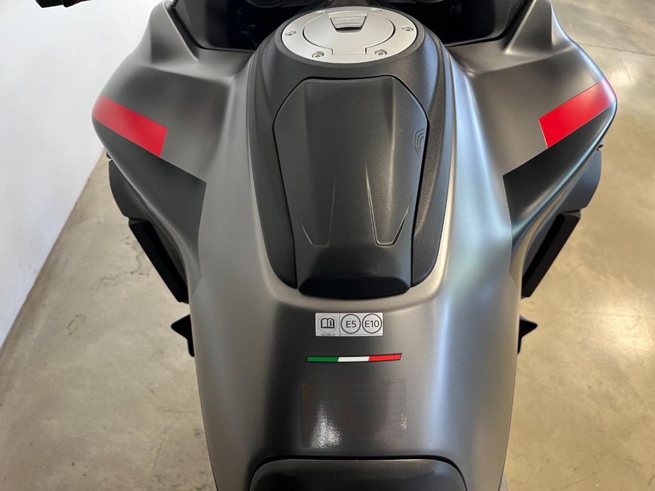 immagine usato DUCATI Multistrada V4 S V4 S GRAND TOUR SANDSTONE GR