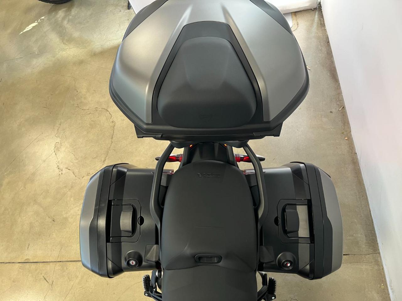 immagine usato DUCATI Multistrada V4 S V4 S GRAND TOUR SANDSTONE GR