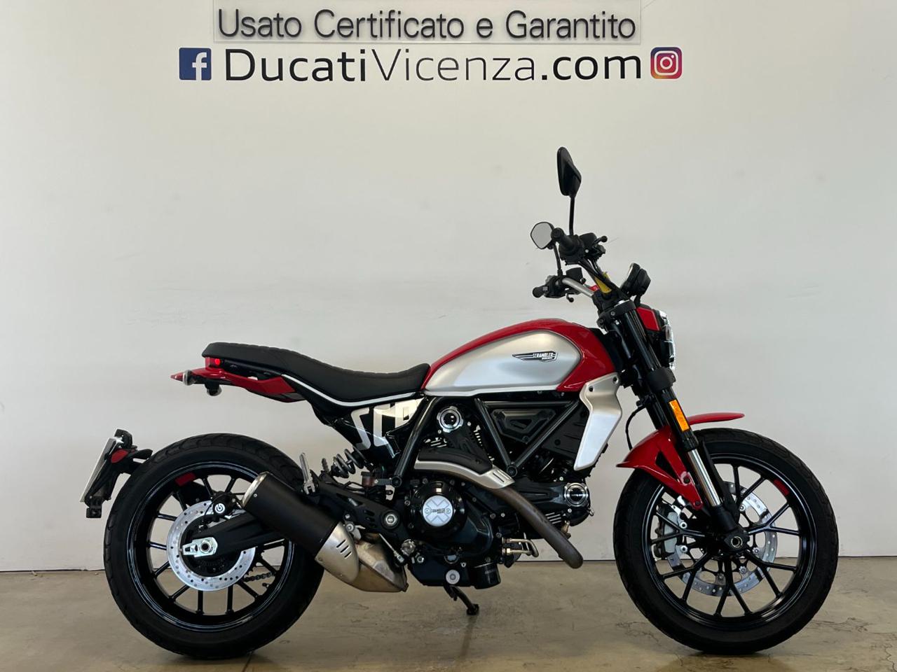 immagine usato DUCATI Scrambler 800 RED