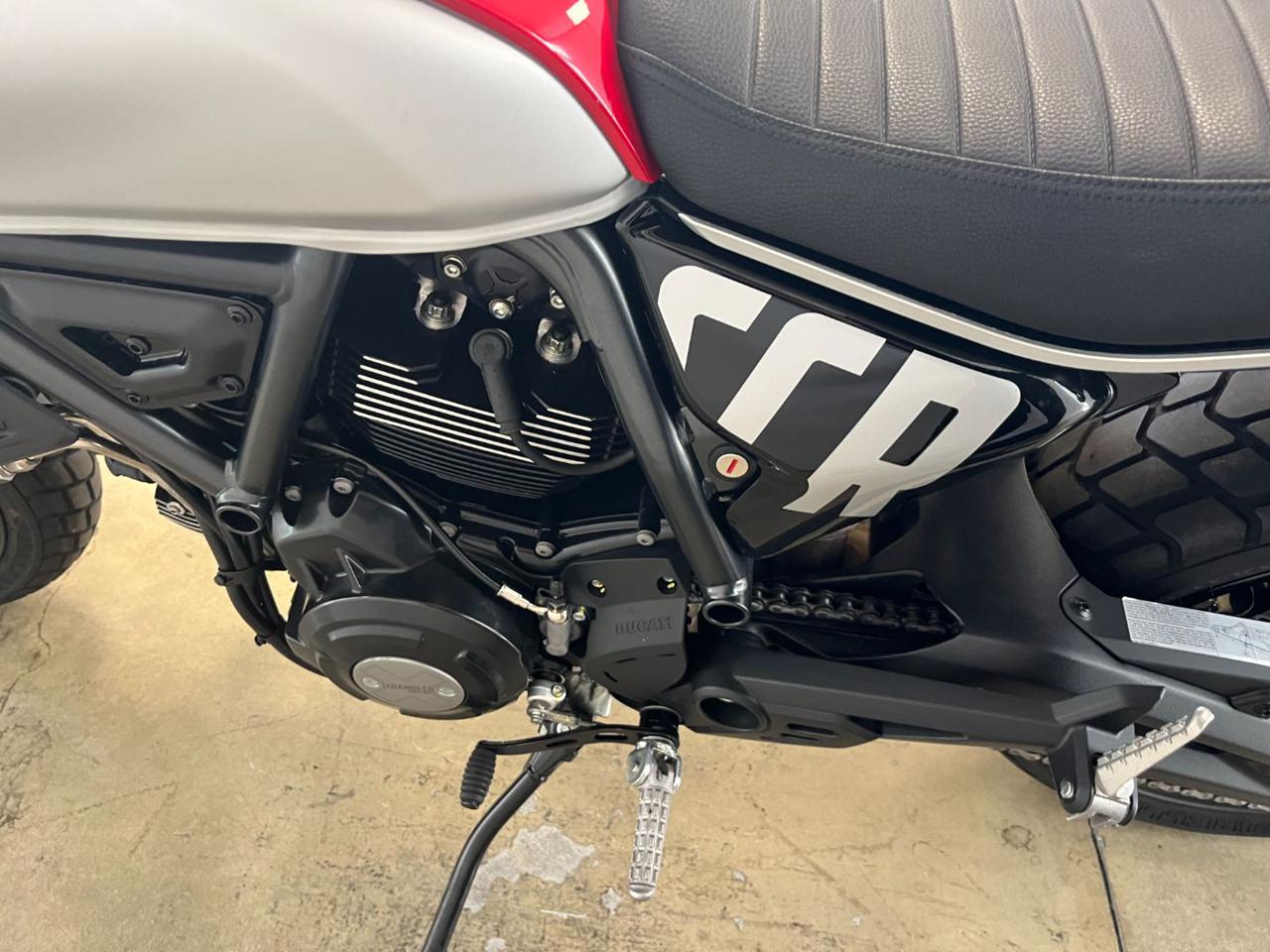 immagine usato DUCATI Scrambler 800 RED