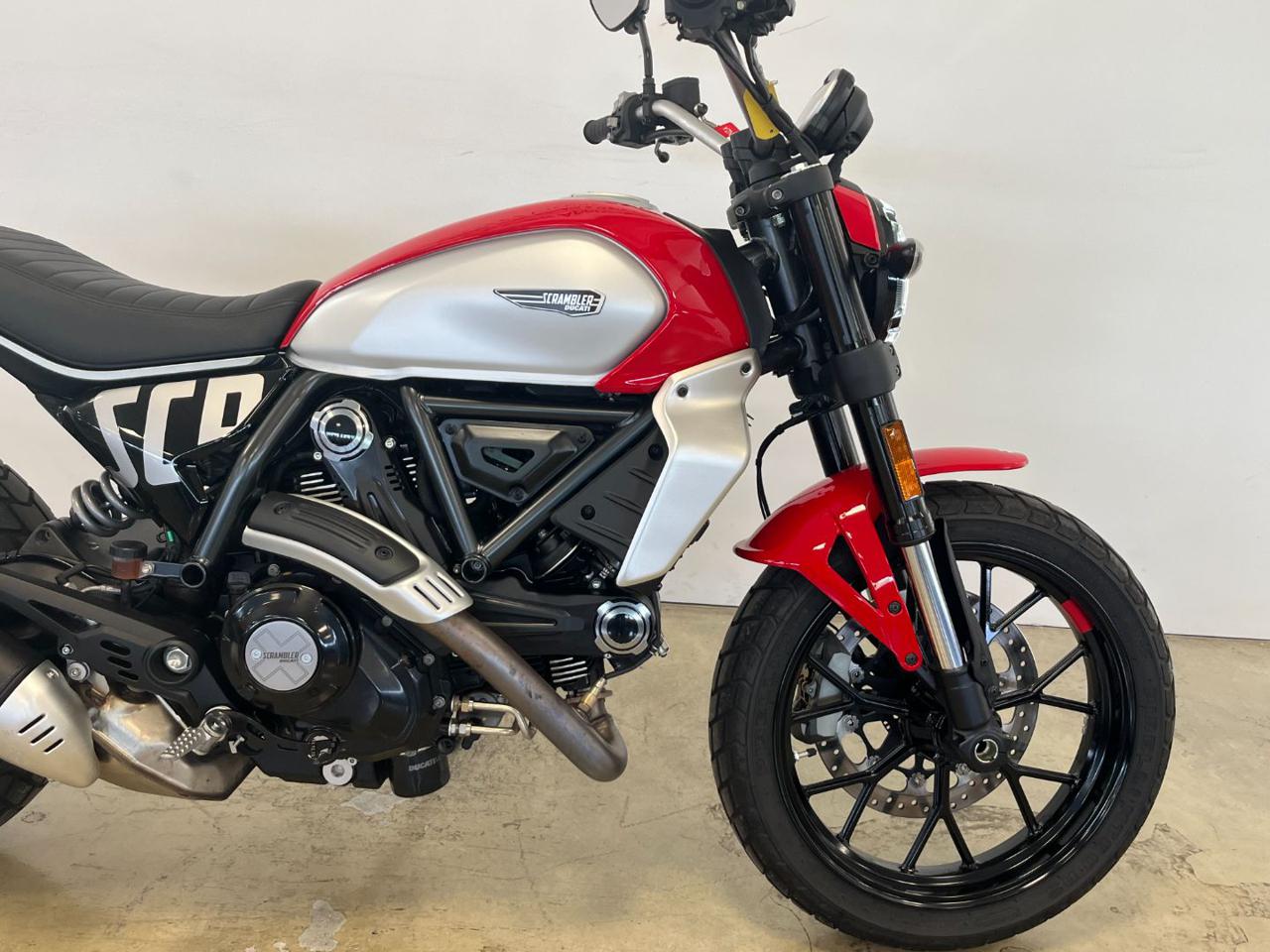 immagine usato DUCATI Scrambler 800 RED