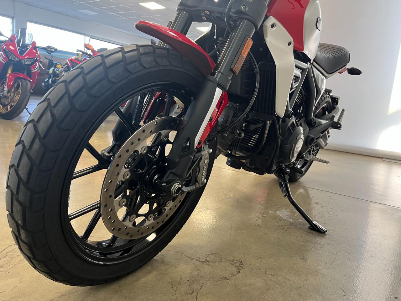 immagine usato DUCATI Scrambler 800 RED