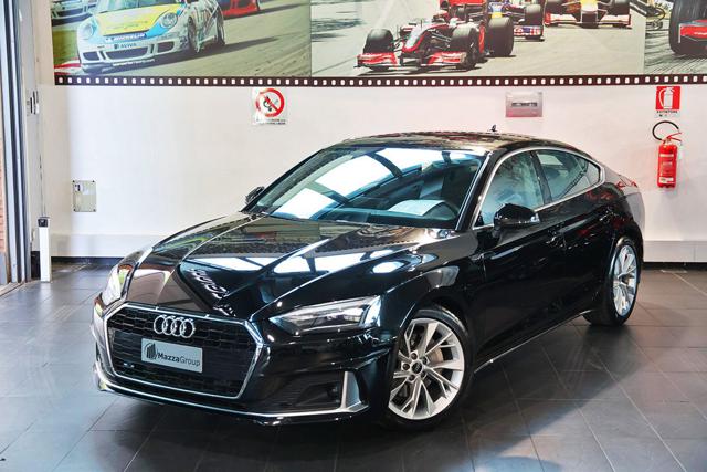 AUDI A5 Nero pastello