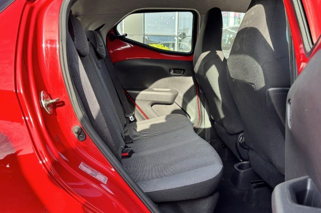 TOYOTA AYGO CONNECT 1.0 VVT-I 72 CV 5 PORTE  - foto 9