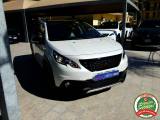 PEUGEOT 2008 BlueHDi 100 S&S GT Line