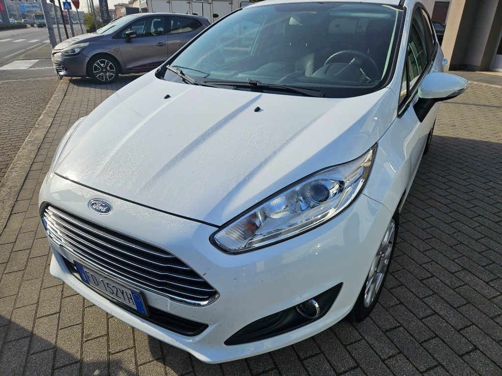 FORD Fiesta 1.5 TDCi 75CV 5 porte Titanium - 16