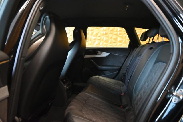 AUDI RS4 2.9 TFSI Q.TIPTR. DYNAMIC PLUS F - foto 26