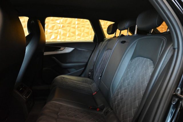 AUDI RS4 2.9 TFSI Q.TIPTR. DYNAMIC PLUS F - foto 27