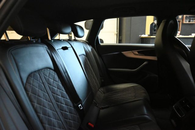 AUDI RS4 2.9 TFSI Q.TIPTR. DYNAMIC PLUS F - foto 33