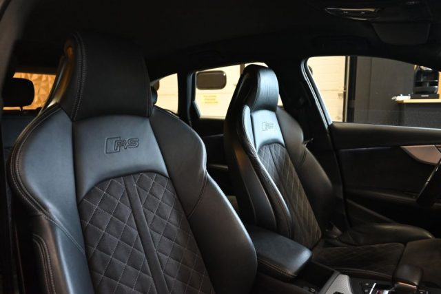 AUDI RS4 2.9 TFSI Q.TIPTR. DYNAMIC PLUS F - foto 39