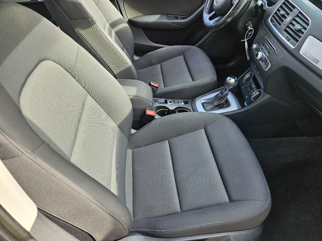 AUDI Q3 2.0 TDI 150 CV quattro Business - 10