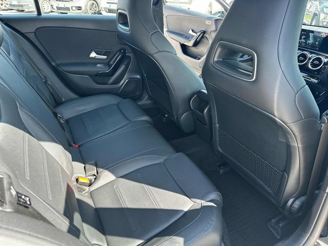 MERCEDES-BENZ A 200 AUTOMATIC SPORT - foto 28