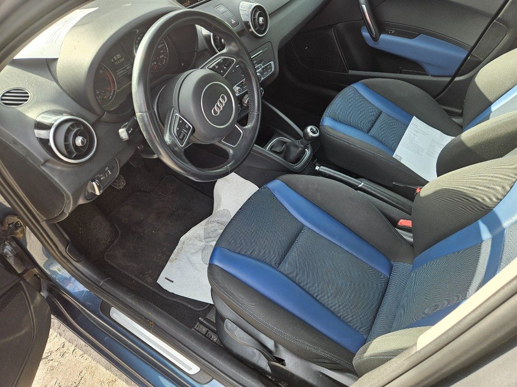 AUDI A1 1.0 82 CV TFSI Admired - 8