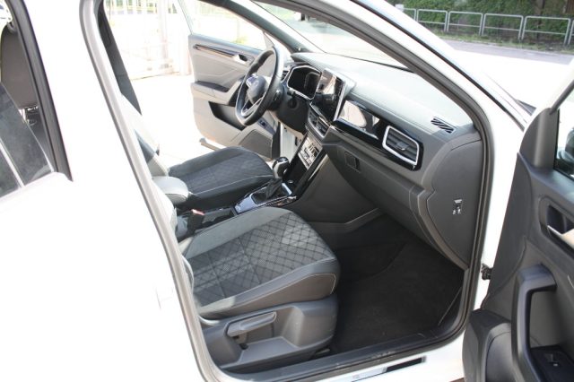 VOLKSWAGEN T-ROC 1.5 TSI ACT DSG R-LINE - foto 12
