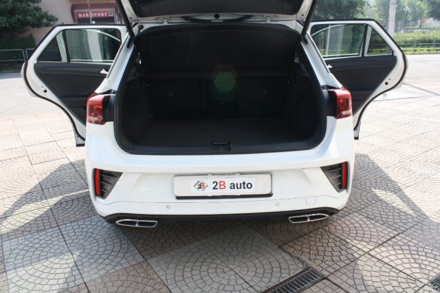 VOLKSWAGEN T-ROC 1.5 TSI ACT DSG R-LINE - foto 17