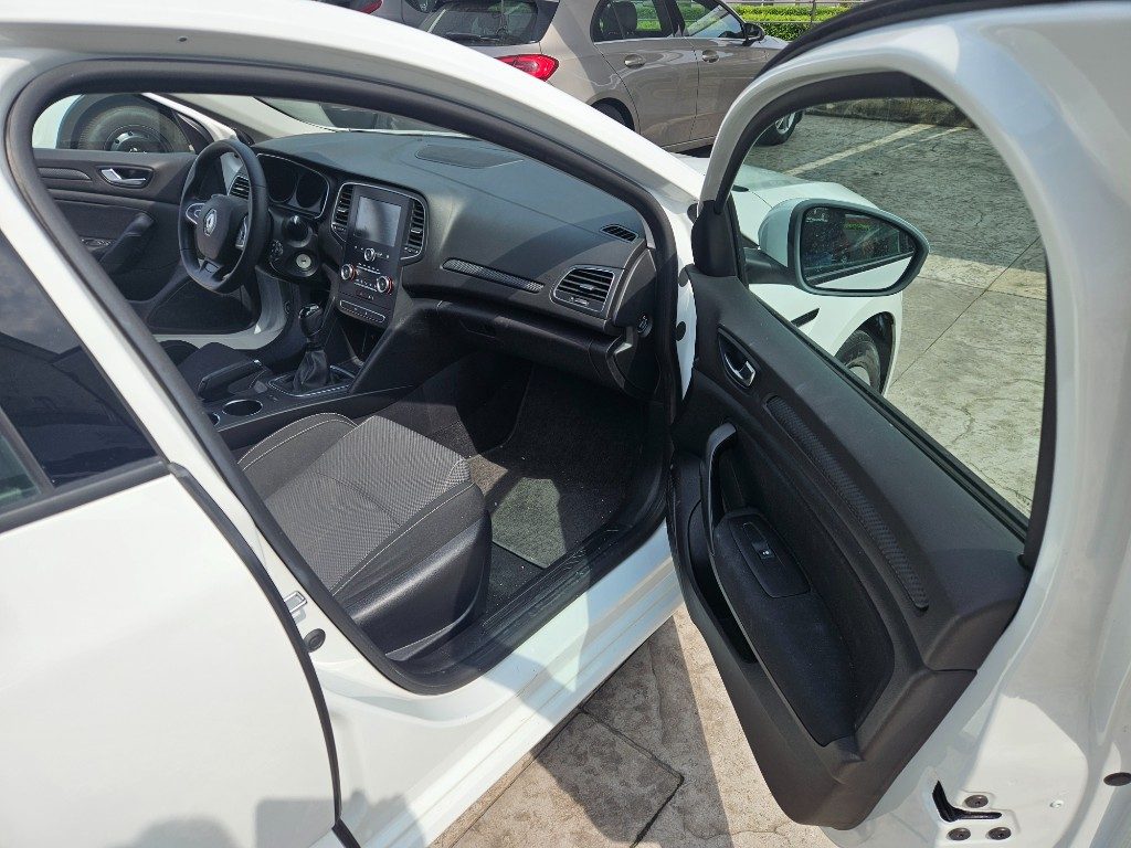 RENAULT Megane Mégane dCi 8V Energy Duel - 18