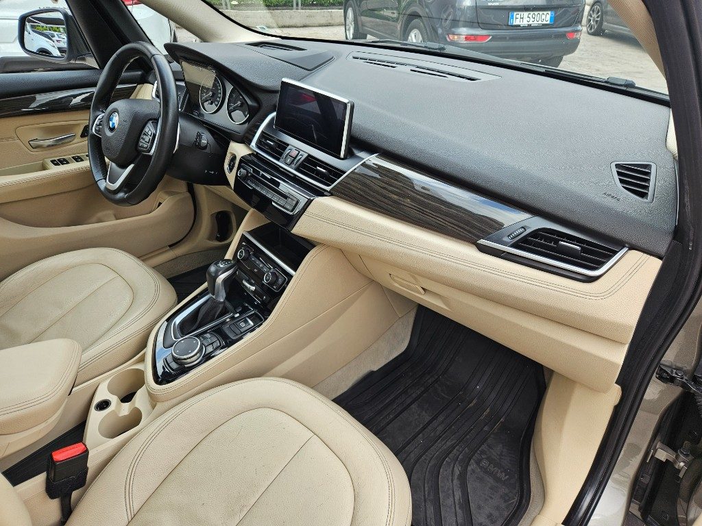 BMW 220 d xDrive Active Tourer Luxury aut. - 9