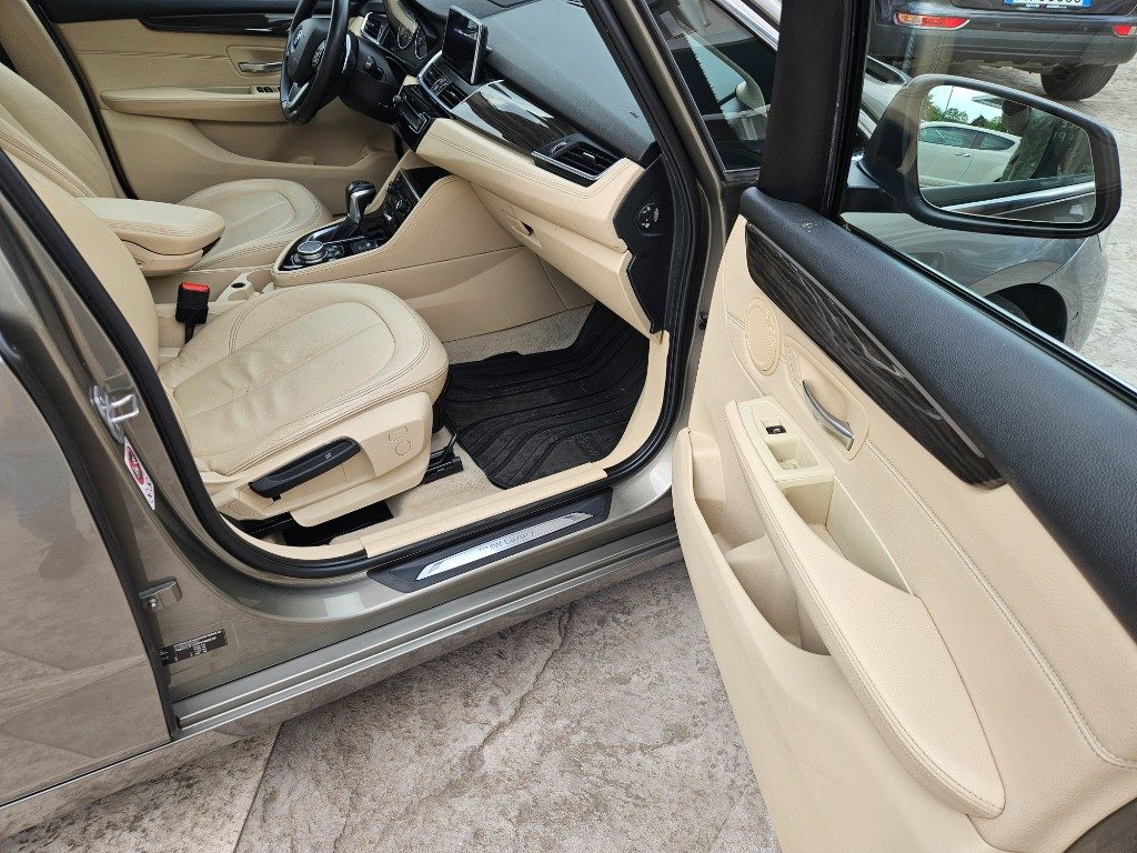 BMW 220 d xDrive Active Tourer Luxury aut. - 10