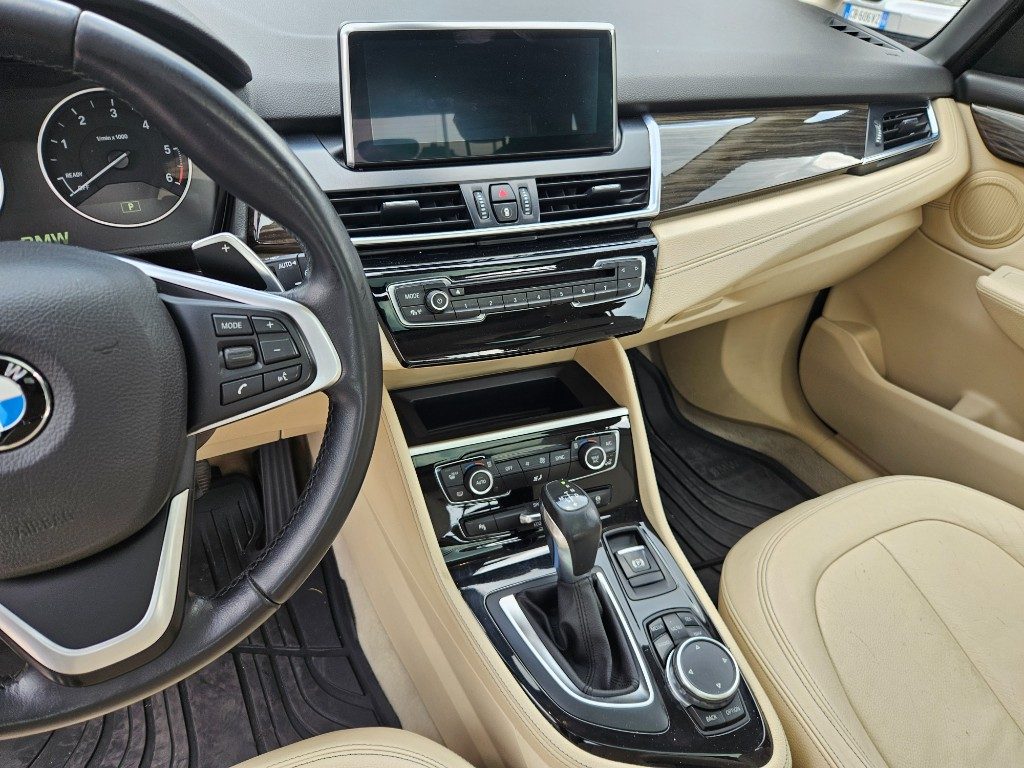 BMW 220 d xDrive Active Tourer Luxury aut. - 16