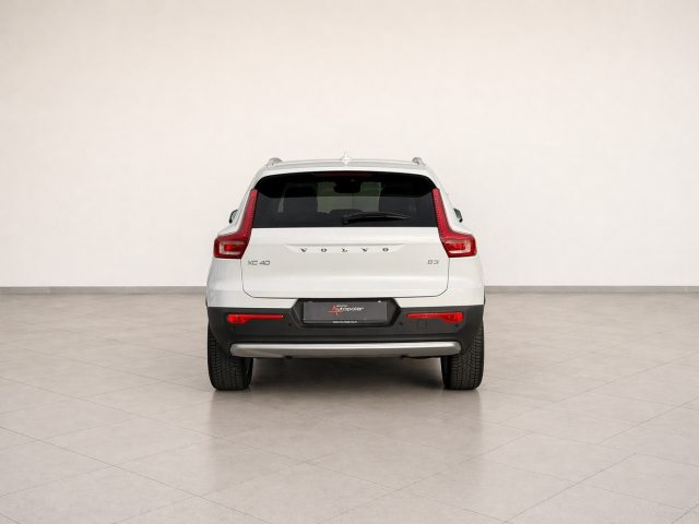 VOLVO XC40 B3 CORE AUTO - foto 6