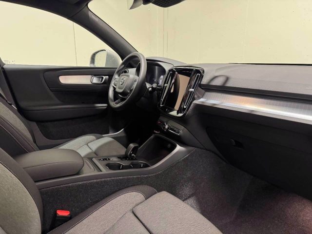 VOLVO XC40 B3 CORE AUTO - foto 8