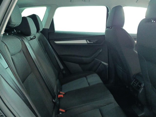 SKODA KAROQ 2.0 TDI SCR 4X4 DSG EXECUTIVE - foto 11