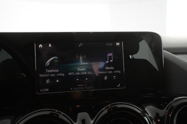 MERCEDES-BENZ CLA SSE GLA GLA 200 D AUTOMATIC BUSI - foto 17