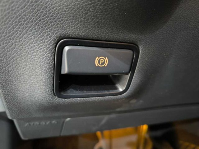 MERCEDES-BENZ G LA          (X156) - LA 220 D AU - foto 24