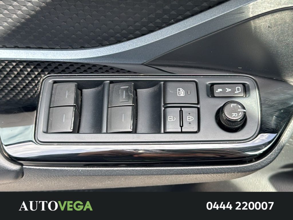 immagine usato TOYOTA C-HR 2.0h comfort e-cvt