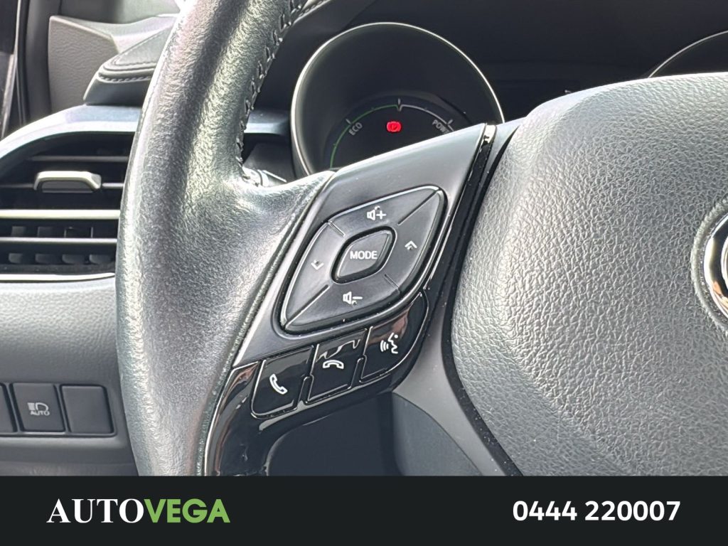 immagine usato TOYOTA C-HR 2.0h comfort e-cvt