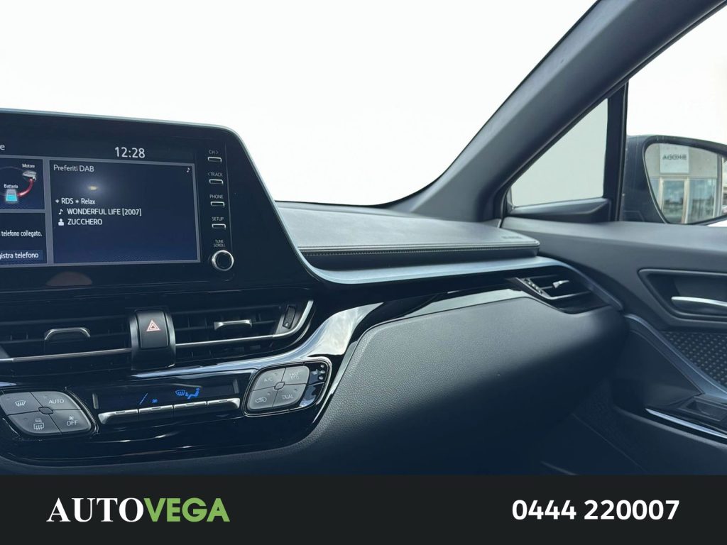 immagine usato TOYOTA C-HR 2.0h comfort e-cvt