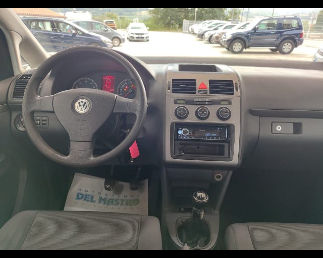 VOLKSWAGEN TOURAN 2.0 TRENDLINE ECOFUEL - foto 12
