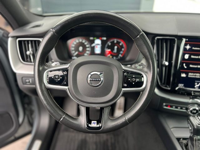 VOLVO XC60 D4 GEARTR. R-DESIGN - foto 13