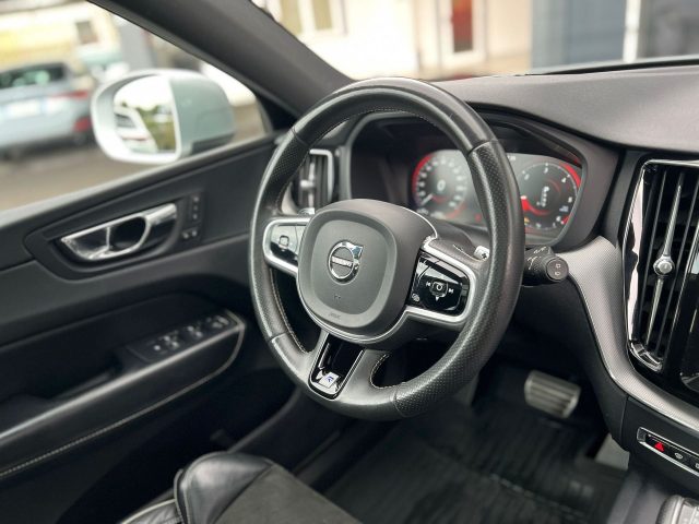 VOLVO XC60 D4 GEARTR. R-DESIGN - foto 14