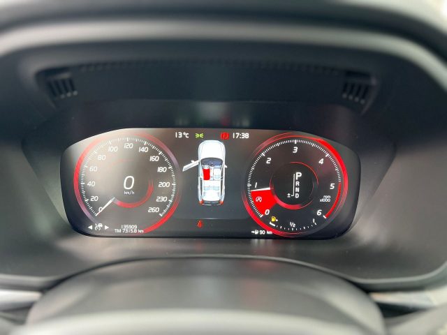 VOLVO XC60 D4 GEARTR. R-DESIGN - foto 15