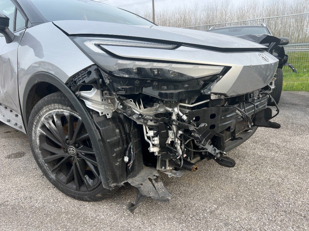 Immagine di TOYOTA C-HR 2.0 PHEV GR Sport del 08/2024 km 84566
