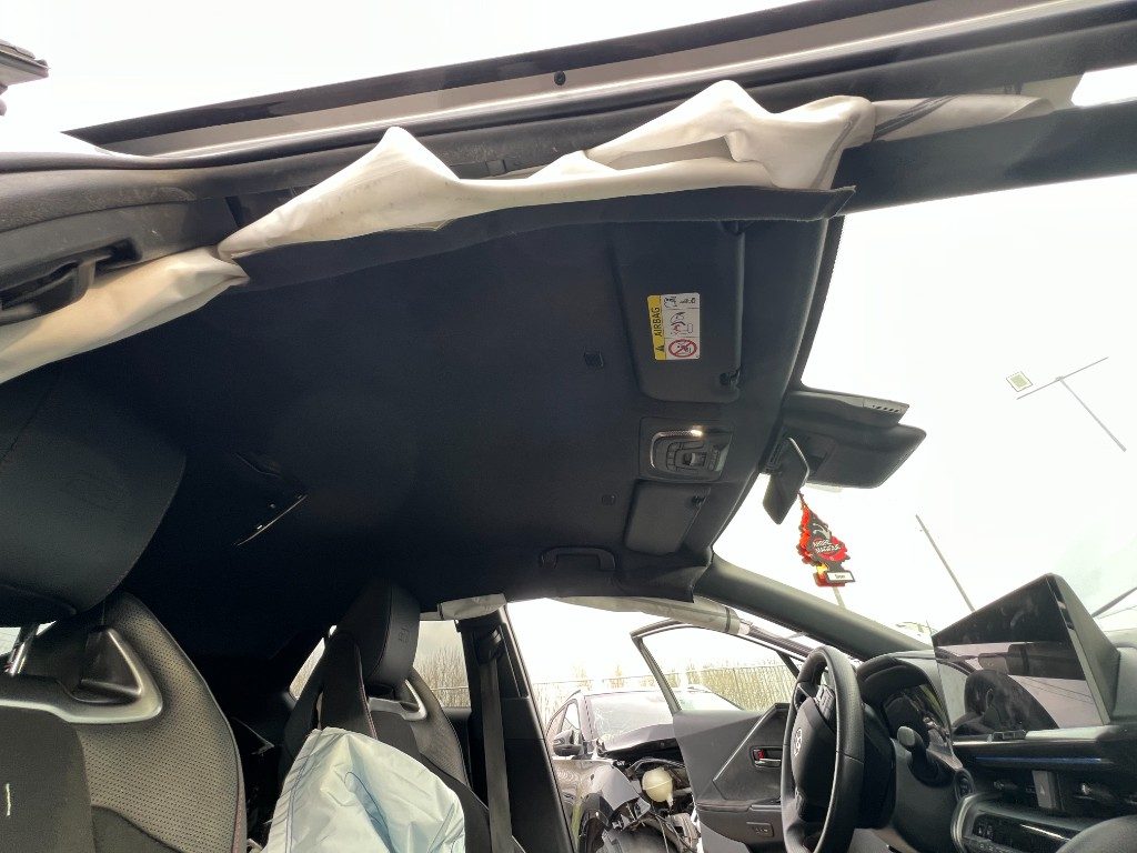 Immagine di TOYOTA C-HR 2.0 PHEV GR Sport del 08/2024 km 84566