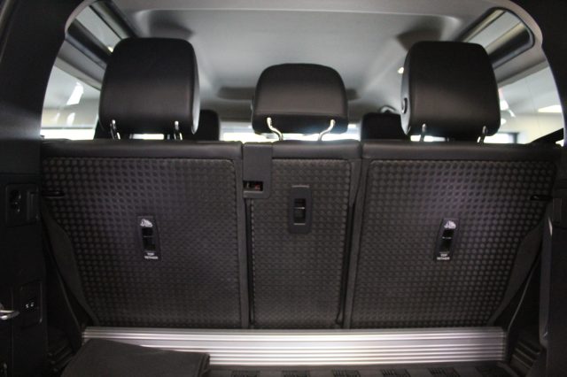 LAND ROVER DEFENDER 90 3.0D I6 250 CV AWD - foto 18