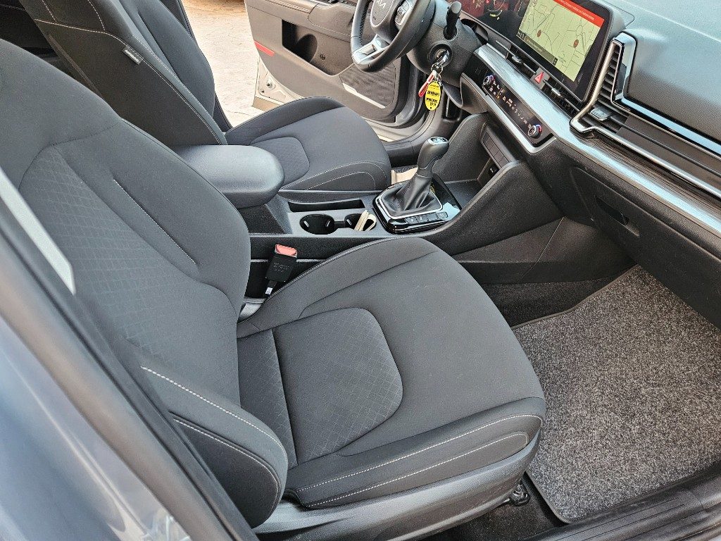 KIA Sportage 1.6 TGDi HYBRID - 13