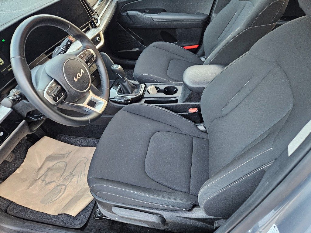 KIA Sportage 1.6 TGDi HYBRID - 2