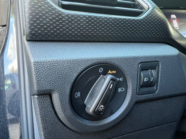VOLKSWAGEN T-CROSS 1.0 TSI DSG 110 DIGITAL-COCKPIT - foto 25