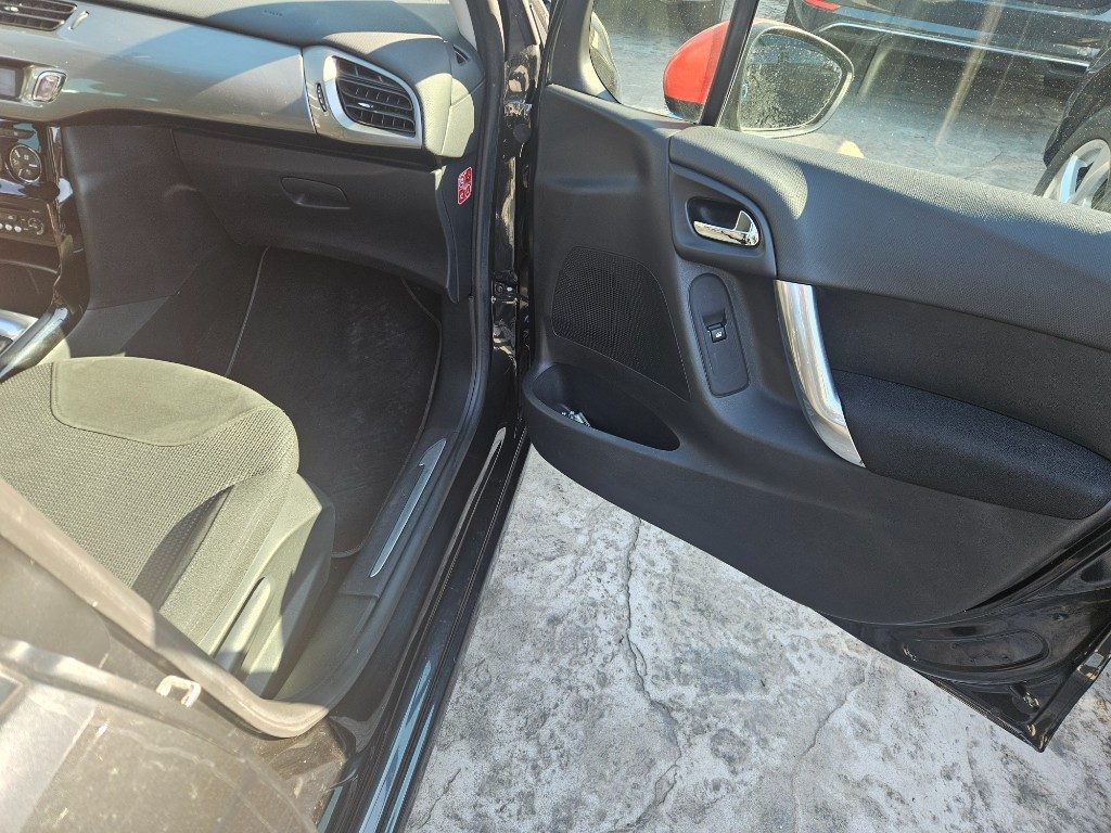 CITROEN C3 1.4 Exclusive - 14