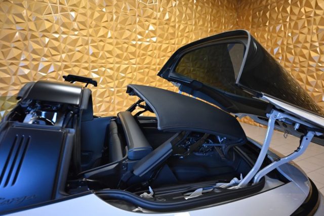 PORSCHE 992 NUOVA TARGA 4 GTS 541CV SOLLEV.2 - foto 23