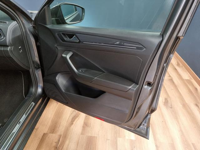 VOLKSWAGEN T-ROC 1.5 TSI ACT STYLE  R-LINE - foto 29