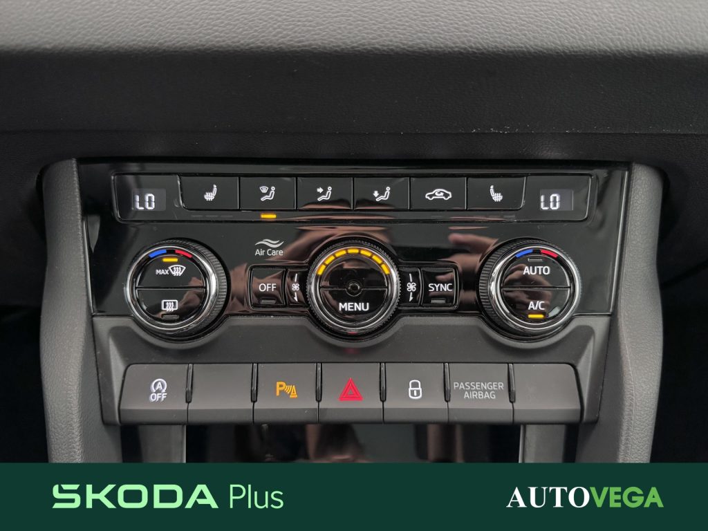 immagine usato SKODA Karoq 1.0 tsi executive 110cv