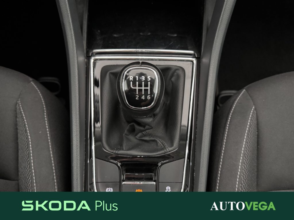 immagine usato SKODA Karoq 1.0 tsi executive 110cv